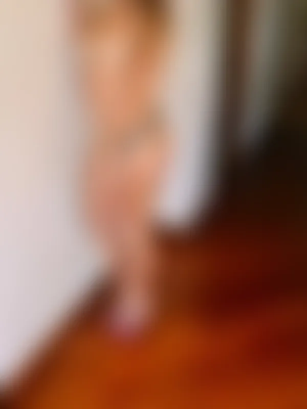 Brooke, 42 y/o, Wollongong